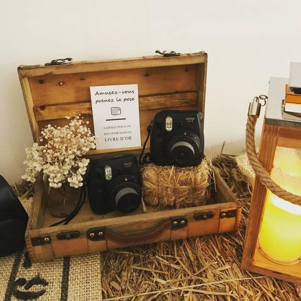 Organiser une animation Polaroid pour son mariage à Étretat 76